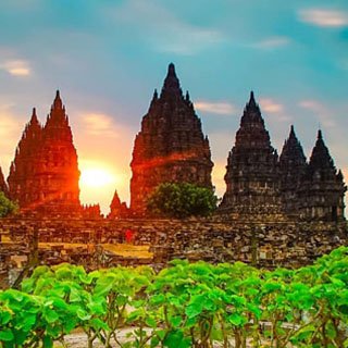 Tour Borobudur-Prambanan dari Karangsalam Susukan 
